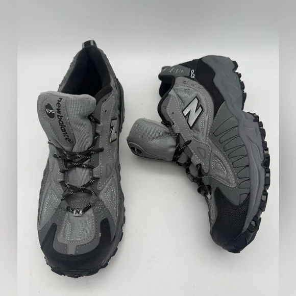 NEW VINTAGE New Balance 470 Men's Sz 9 Gray & Black All Terrain Shoes CM470BK - Picture 4 of 8